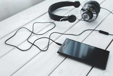 【震惊】主持人在中午时分遭遇haijiao情不自禁，海角全网炸锅，详情查看